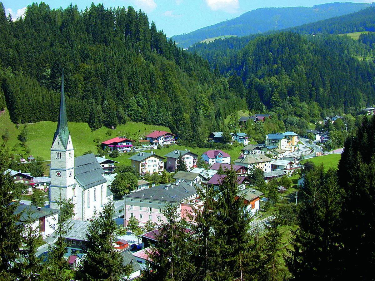 Hotel Hubertushof Flachau Eksteriør bilde